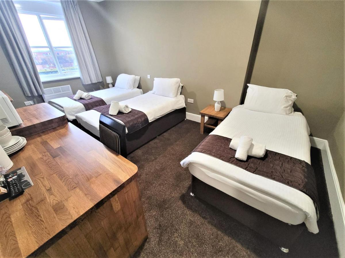New County Hotel & Serviced Apartments By Roomsbooked Gloucester Bagian luar foto