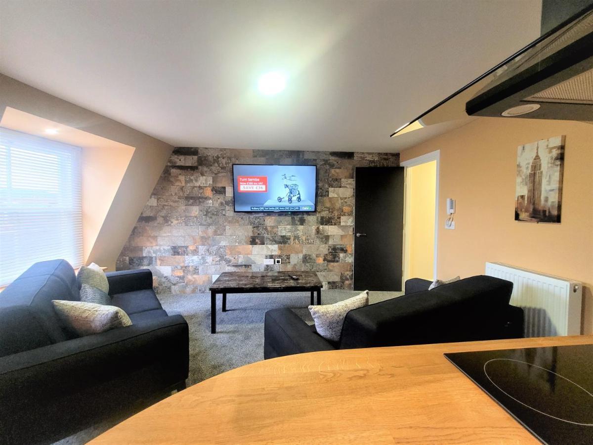 New County Hotel & Serviced Apartments By Roomsbooked Gloucester Bagian luar foto