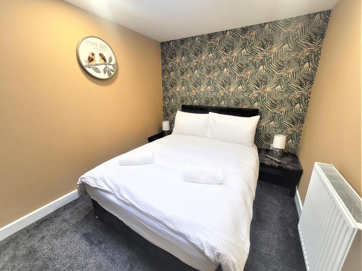 New County Hotel & Serviced Apartments By Roomsbooked Gloucester Bagian luar foto