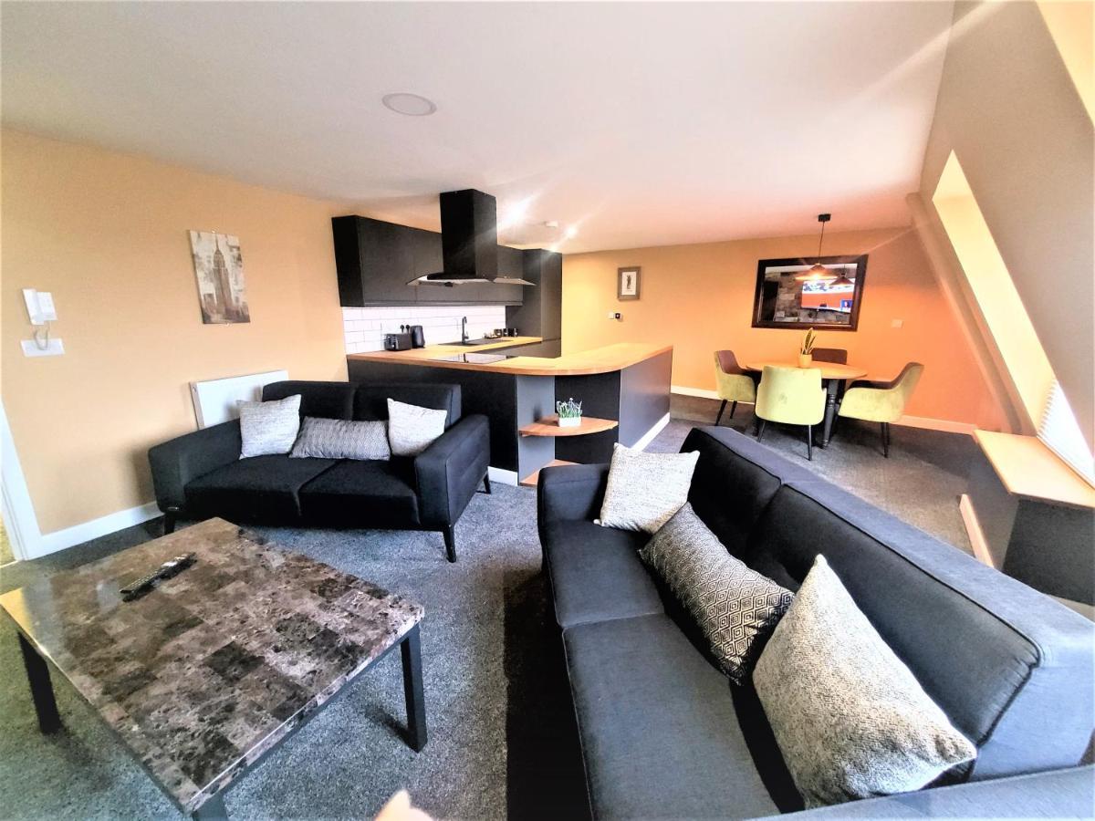 New County Hotel & Serviced Apartments By Roomsbooked Gloucester Bagian luar foto